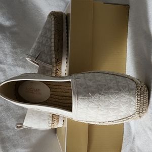 MICHAEL KORS ESPADRILLES - SIZE 5 NIB